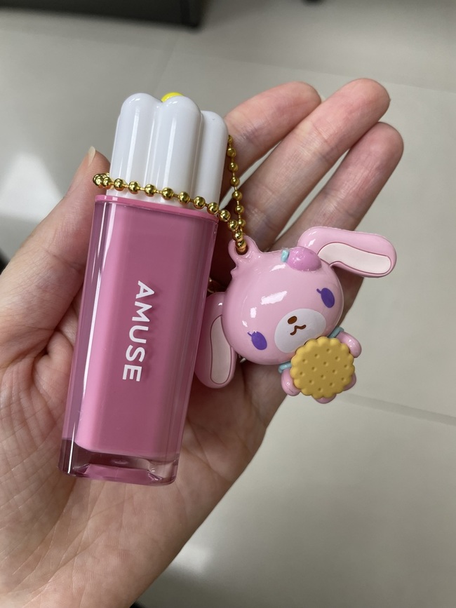 很適合唇色便淡的人使用喔～
