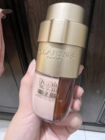 郁琳 - CLARINS 克蘭詩 黃金雙萃精華粉底液 L1C 使用心得圖片