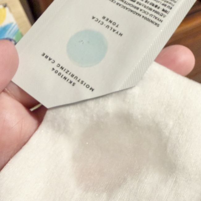 外包裝背後的圖示讓我以為是藍色 外包裝背後的圖示讓我以為是藍色