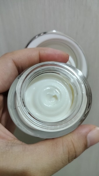 長效保濕力可達小時 長效保濕力可達小時
