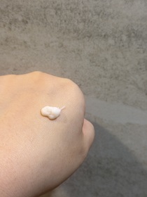 瑋孩 - SHISEIDO 資生堂國際櫃 激抗痕亮采緊緻超級精華 使用心得圖片