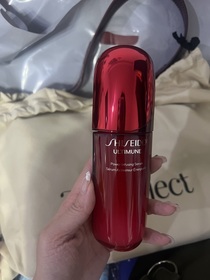 yunru12 - SHISEIDO 資生堂國際櫃 紅妍山茶花修護精華 使用心得圖片