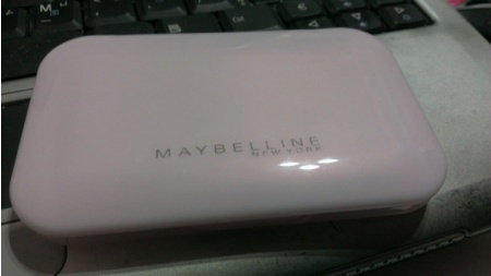 tienhirai - MAYBELLINE 媚比琳 清透嫩全效8合1粉餅SPF25/PA++ 使用心得圖片