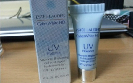 笨鳥 - Estée Lauder 雅詩蘭黛 HD超畫質晶燦透白全效隔離霜SPF50 PA++++ 使用心得圖片