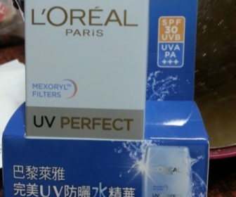 Sara0 - L'OREAL PARIS 巴黎萊雅 完美UV 防曬水精華SPF30/PA+++ 使用心得圖片