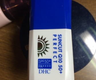 秋天的糖果 - DHC 金靚白防曬乳SPF50+/PA++++ 使用心得圖片