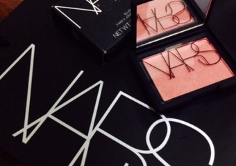 M!!好感動終於見到鐵片了!(拿了一塊跟超