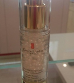 lilim1116 - Elizabeth Arden 伊麗莎白雅頓 無瑕未來微膠囊精華 使用心得圖片