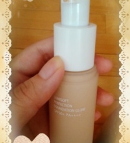 KRISTA T - BEVY C. 妝前保養 裸紗親膚淨白粉底液 SPF50+ PA++++ 使用心得圖片