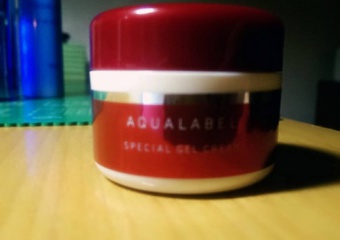 小小罐的20g是我在POYA看到一整組的裡