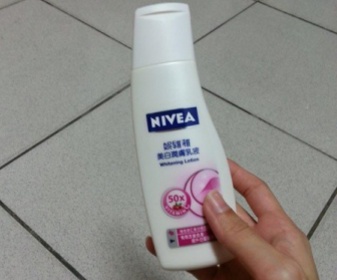 o婷婷o - NIVEA 妮維雅 美白潤膚乳液 使用心得圖片