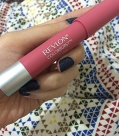 張_莎拉 - REVLON 露華濃 戀愛持色潤唇筆(粉霧版) 使用心得圖片