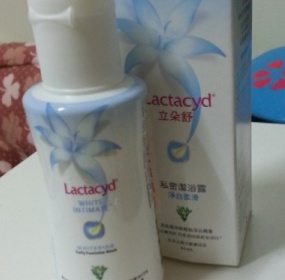 *油兒* - Lactacyd 立朵舒 淨白柔滑私密潔浴露 使用心得圖片