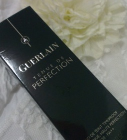 昀吟 - GUERLAIN 嬌蘭 超時完美輕粉底SPF20 PA++ 使用心得圖片