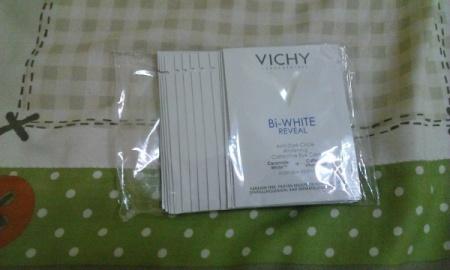 珊ㄦ - VICHY 薇姿 極透瞬白眼霜 使用心得圖片