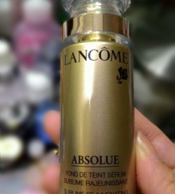 妹妹小美女 - LANCÔME 蘭蔻 絕對完美粉底精粹 使用心得圖片