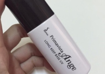 我很會出油有一天要去屈臣氏買個東西，突然看