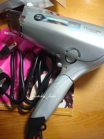 打造健康的頭皮。3.染髮護色效果長達三週：