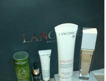 獅獅獅 - LANCÔME 蘭蔻 激光煥白粉餅 使用心得圖片