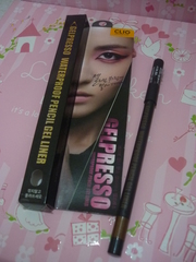 化妝包裡的眼線膠筆.屈臣氏購入.$