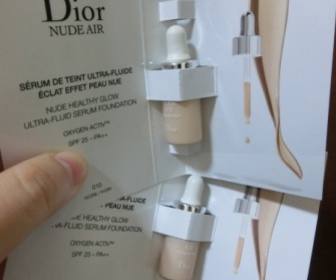 布布(*) - Dior 迪奧 輕透光空氣粉底精華SPF25/PA++ 使用心得圖片