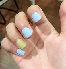 從國中開始就很喜歡看指甲彩繪的東西，但是指