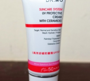 百香綠茶 - DR.WU 達爾膚 高效舒緩防曬霜SPF50 ★★★ 使用心得圖片