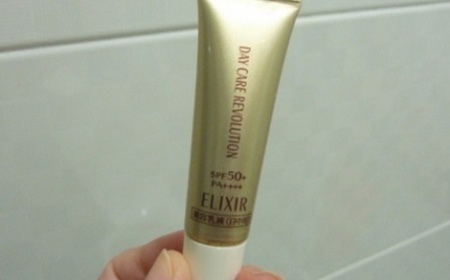 ilovemimi - ELIXIR 怡麗絲爾 多效膠原美肌乳SPF50+/PA++++ 使用心得圖片