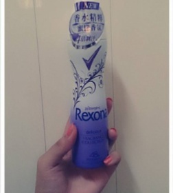 芸婷. - Rexona 蕊娜 【調香師系列】蜜戀香氛制汗爽身噴霧 使用心得圖片