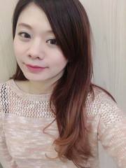 說很美又好用所以跑去屈臣氏試色因為我是個有