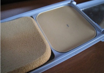 的~用到現在終於出現鐵片君拉~~超開心~請